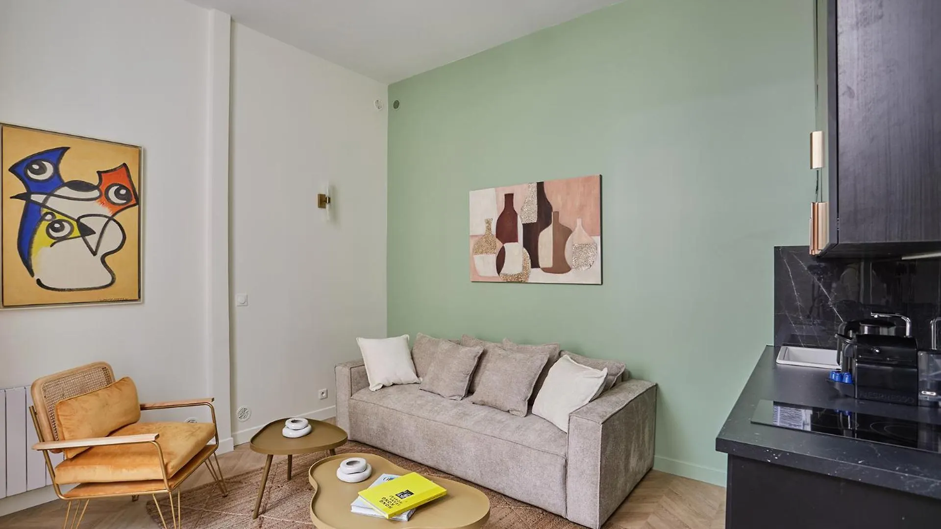 Apartment Saint Germain Des Pres By Studio Prestige Paris Fransa