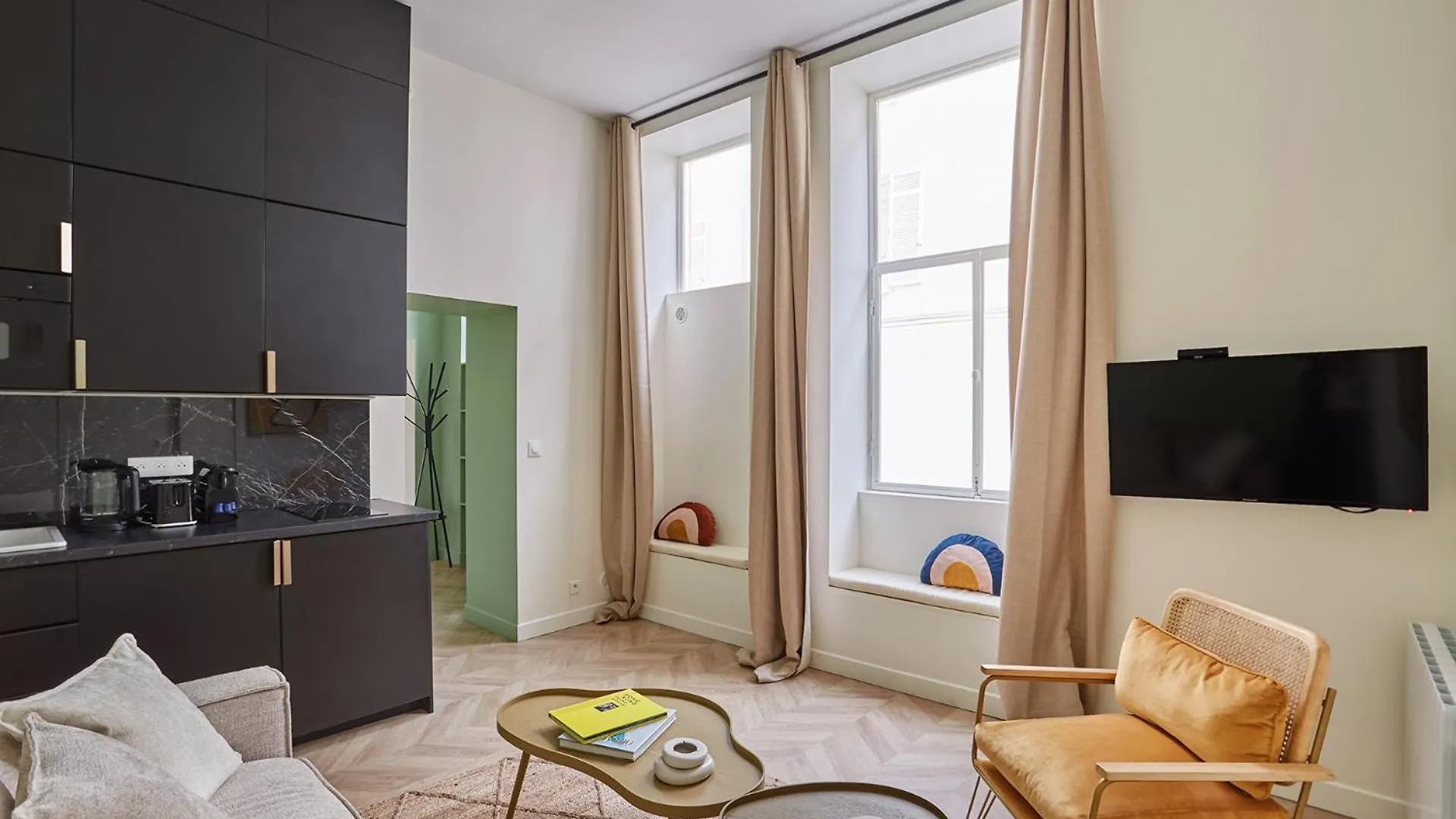 Apartment Saint Germain Des Pres By Studio Prestige Paris