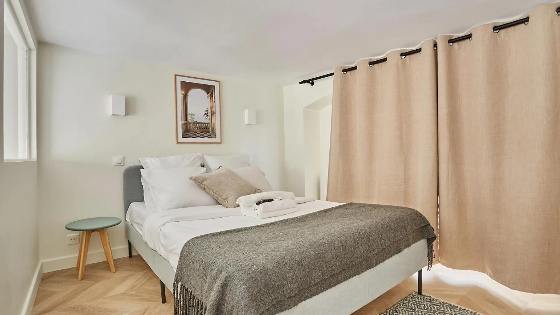 Apartment Saint Germain Des Pres By Studio Prestige Paris France