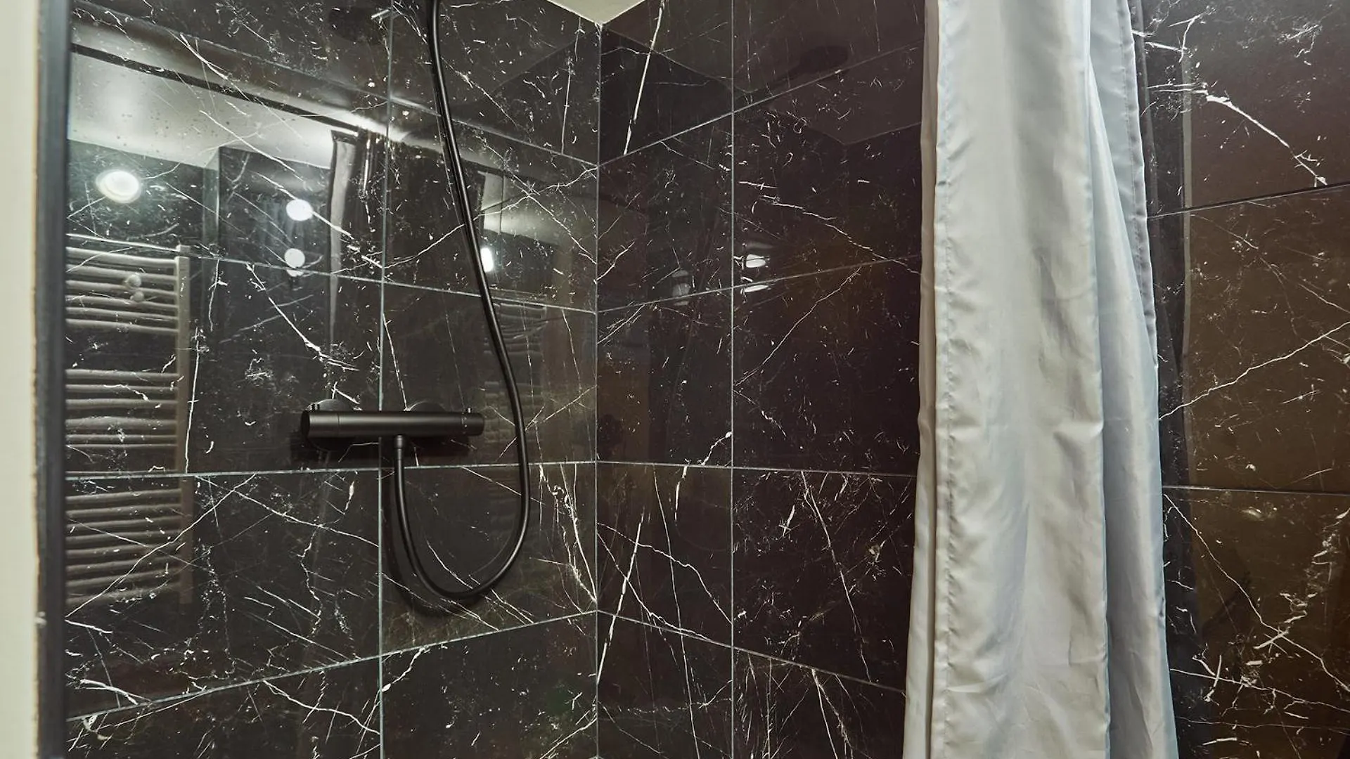 Apartment Saint Germain Des Pres By Studio Prestige Paris
